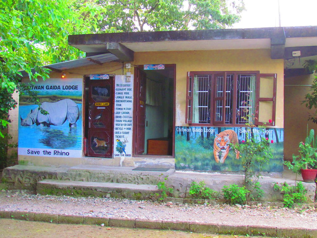 Chitwan Gaida Lodge Sauraha Eksteriør billede